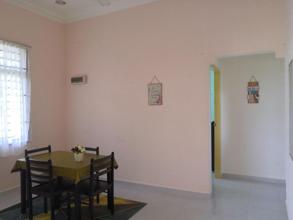 Ummi'S Homestay Besut 瓜拉勿述 外观 照片