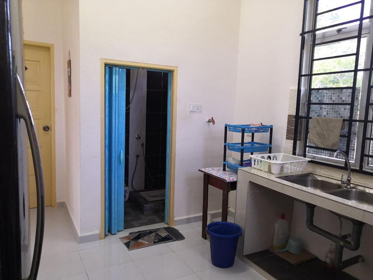 Ummi'S Homestay Besut 瓜拉勿述 外观 照片